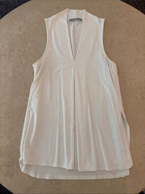 Tart White V-Neck Swing Tank